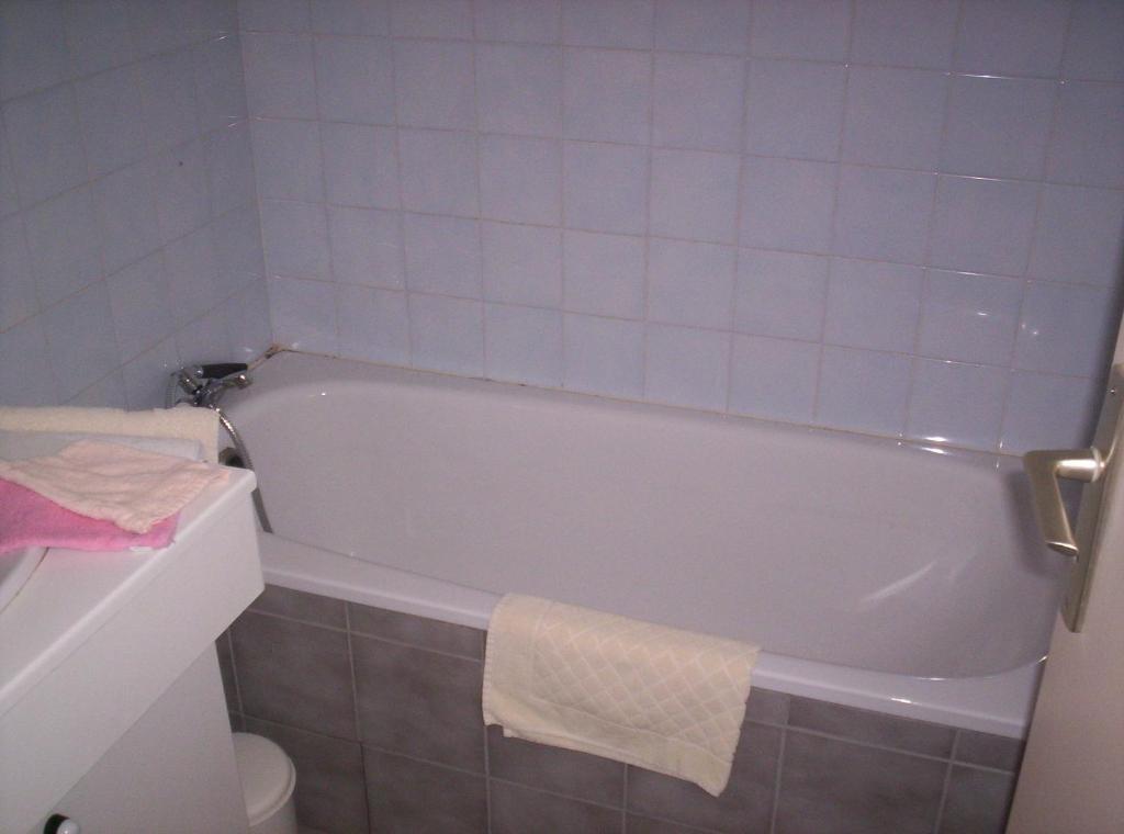 Auberge De Mandrin Dullin Szoba fotó